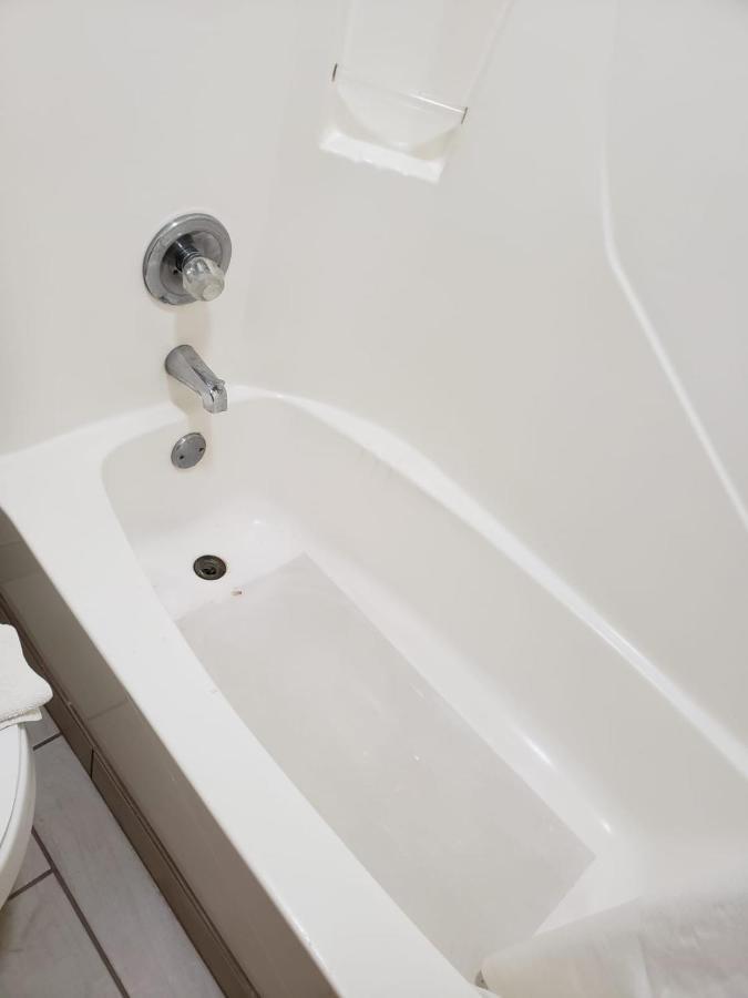 Value Inn & Suites Salina Esterno foto